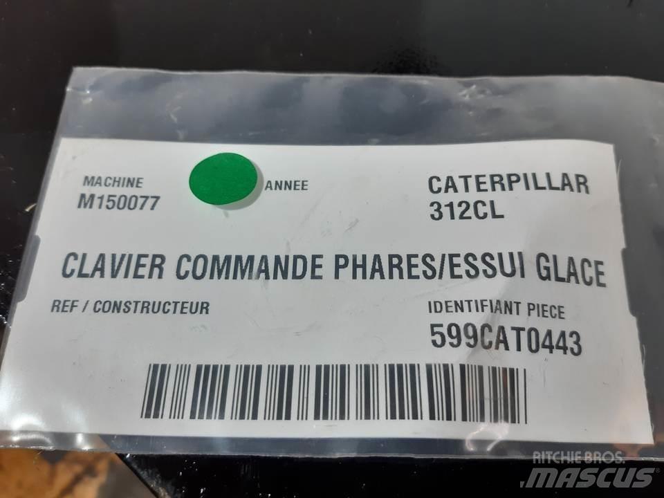 CAT 312CL Cabine en interieur