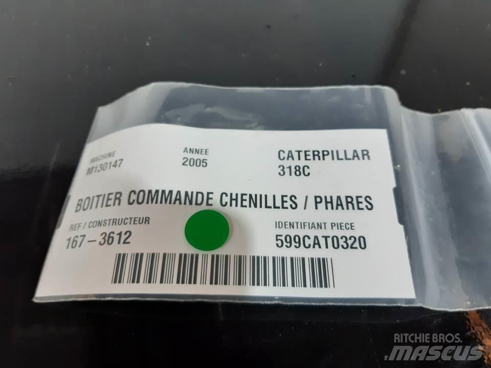 CAT 318C Cabine en interieur