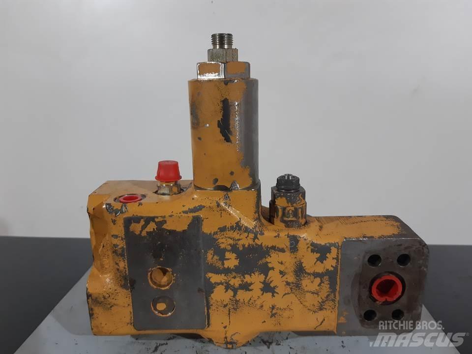 CAT 320B Hydraulics
