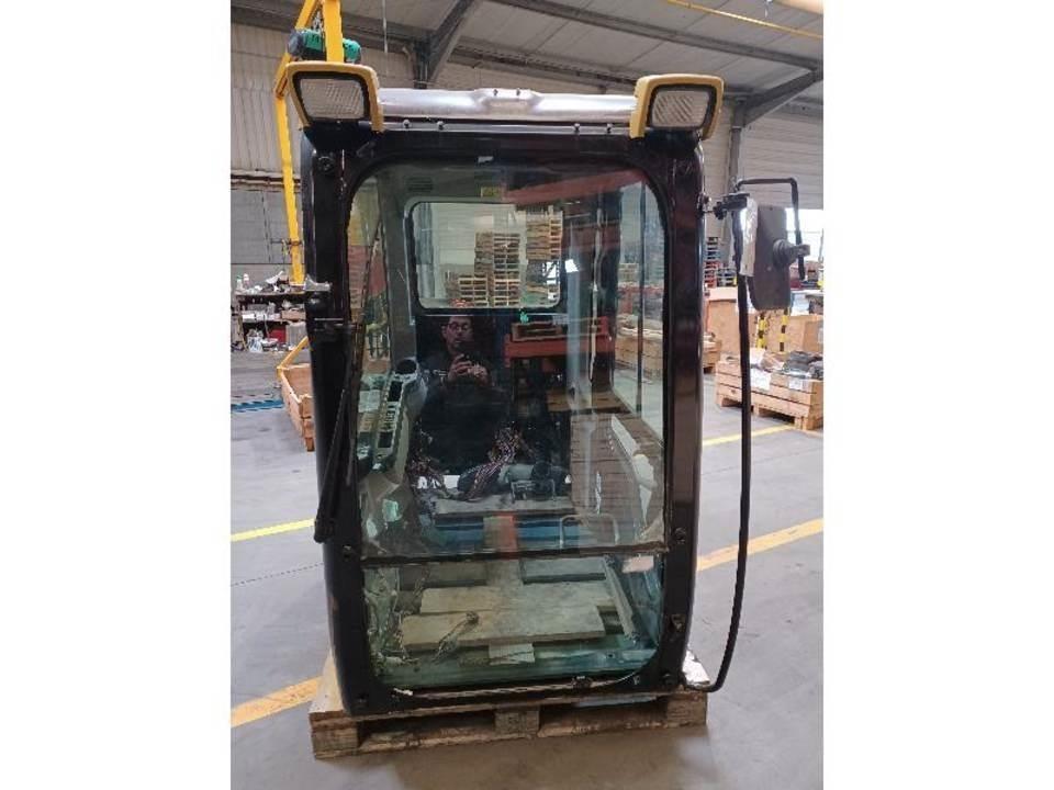 CAT 320DL Cabine en interieur
