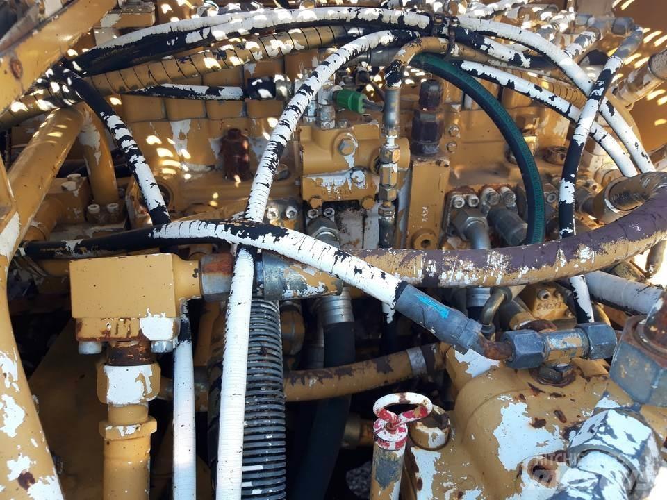 CAT 325LN Hydraulics