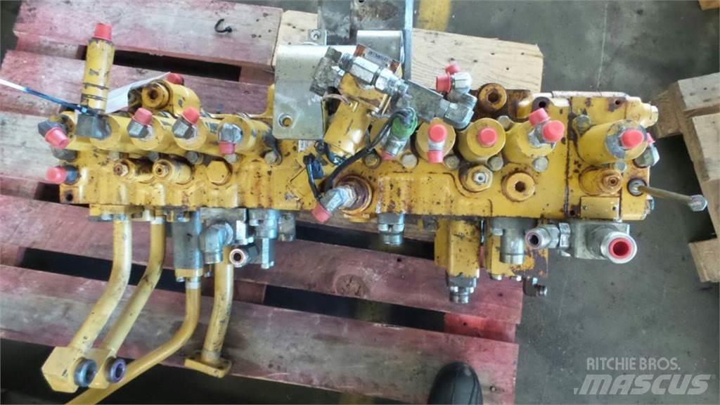 CAT 330DL Hydraulics