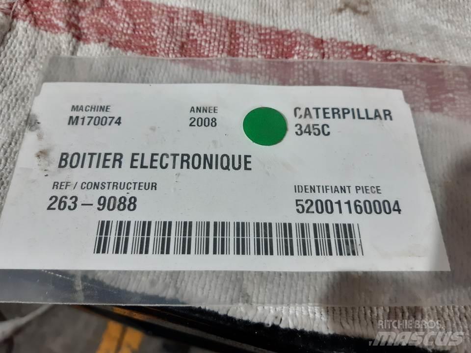 CAT 345C Cabine en interieur