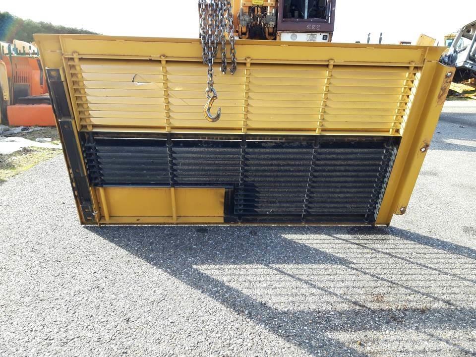 CAT 345C Cabine en interieur