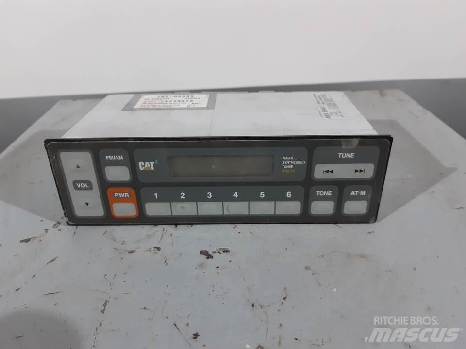 CAT 345C Cabine en interieur