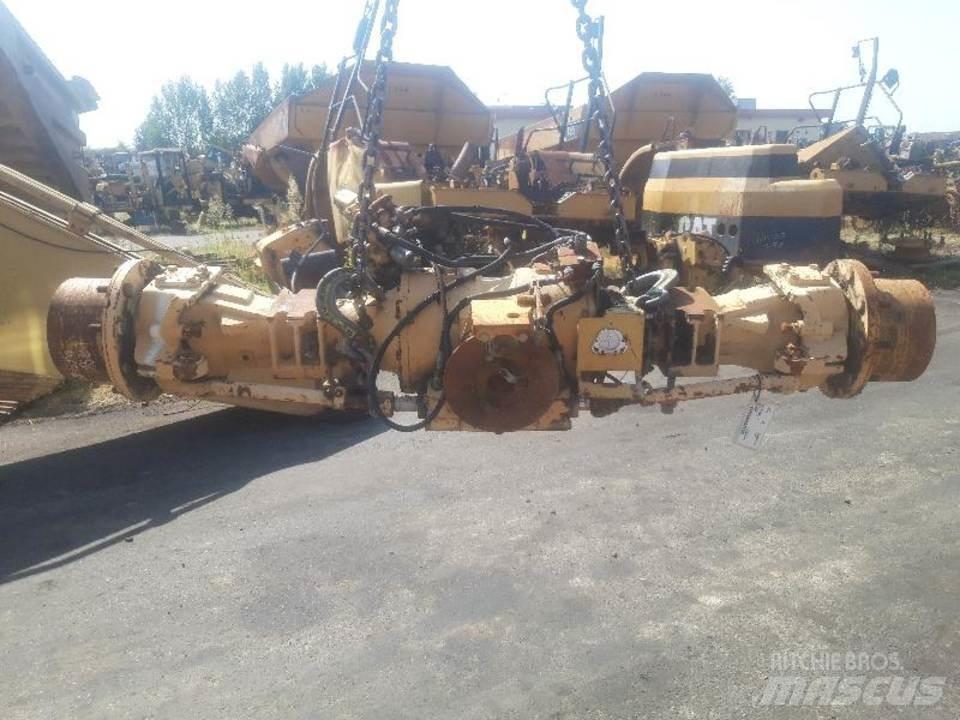 CAT 438B Transmissie