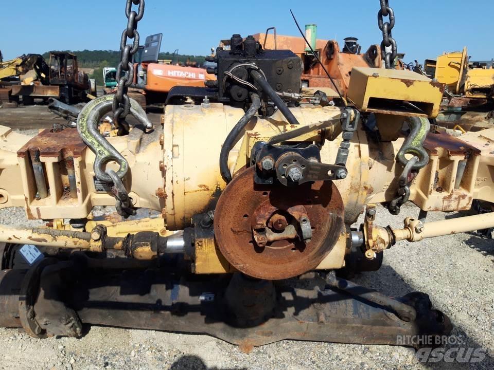 CAT 438B Transmissie