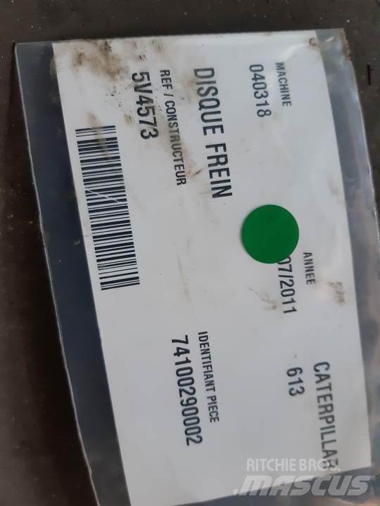CAT 613 Rupsbanden, kettingen en onderstel