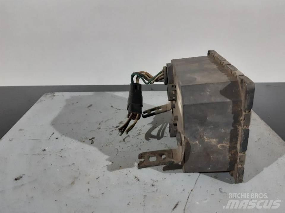 CAT 725 Cabine en interieur