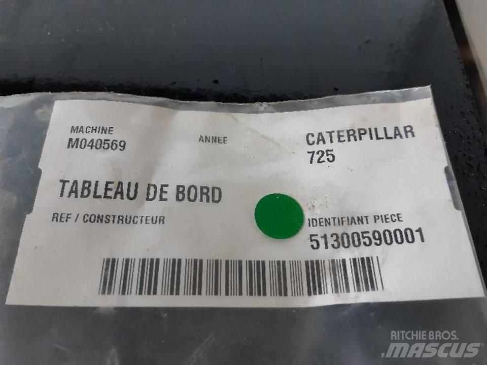 CAT 725 Cabine en interieur