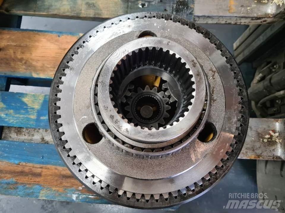 CAT 735 Transmissie