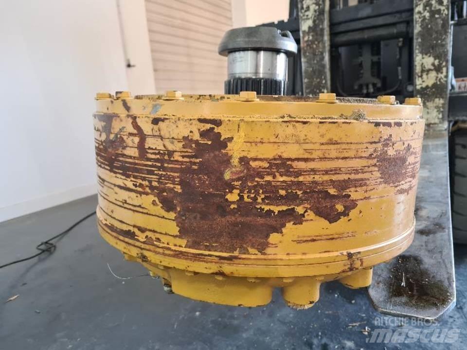 CAT 735 Transmissie