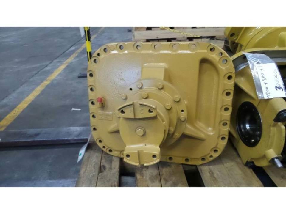 CAT 740 Transmissie