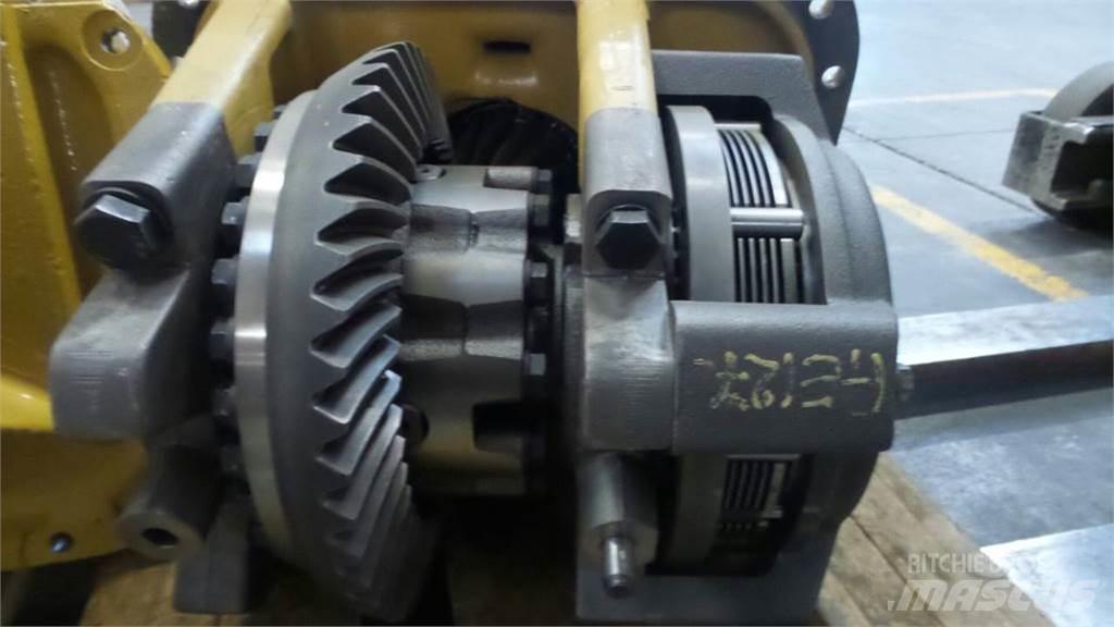 CAT 740 Transmissie