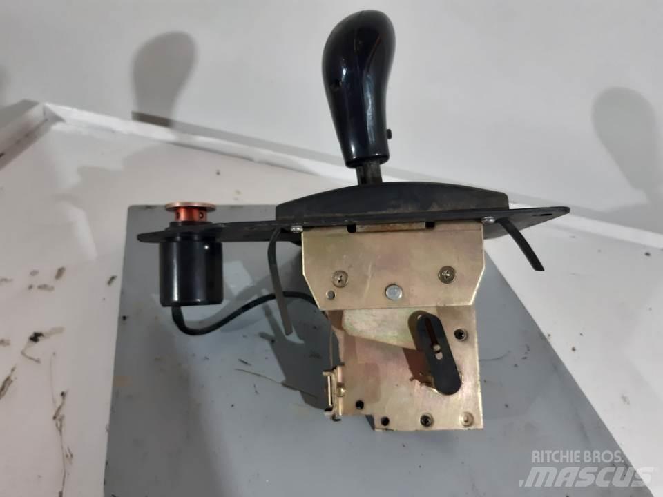 CAT 740 Cabine en interieur