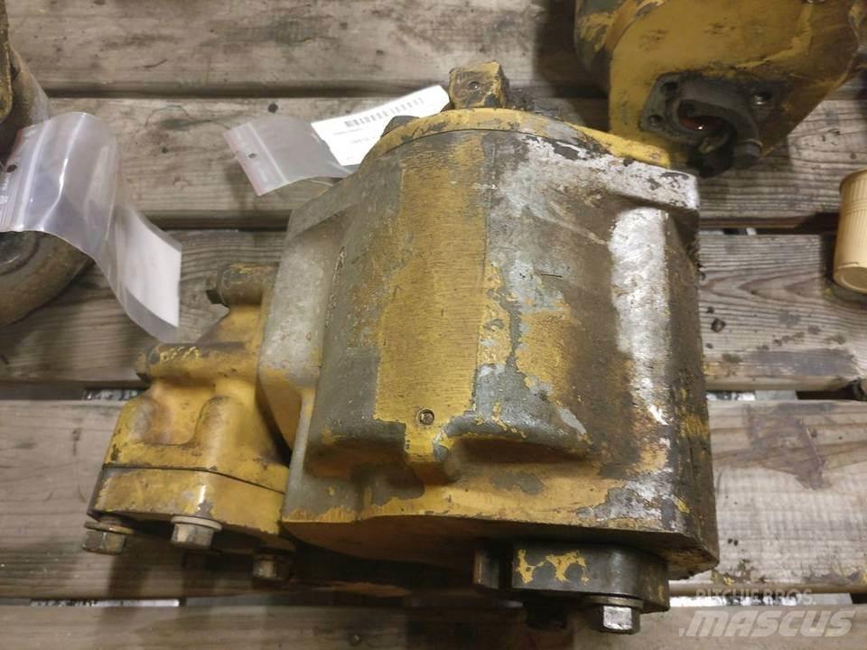 CAT 773B Hydraulics