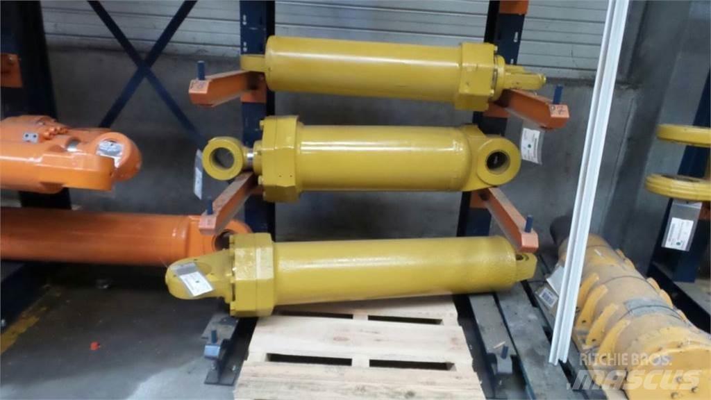 CAT 773B Hydraulics