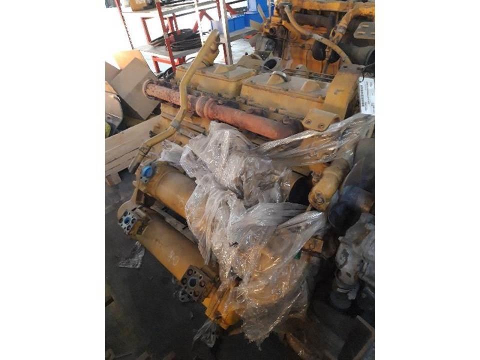 CAT 775B Motoren