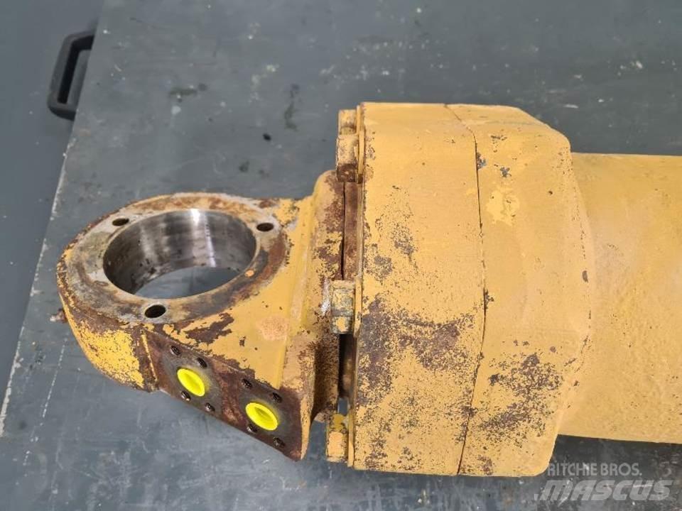 CAT 775B Hydraulics