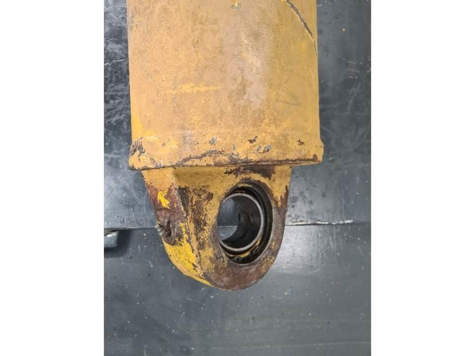 CAT 775B Hydraulics