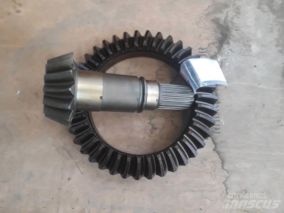 CAT 824B Transmissie