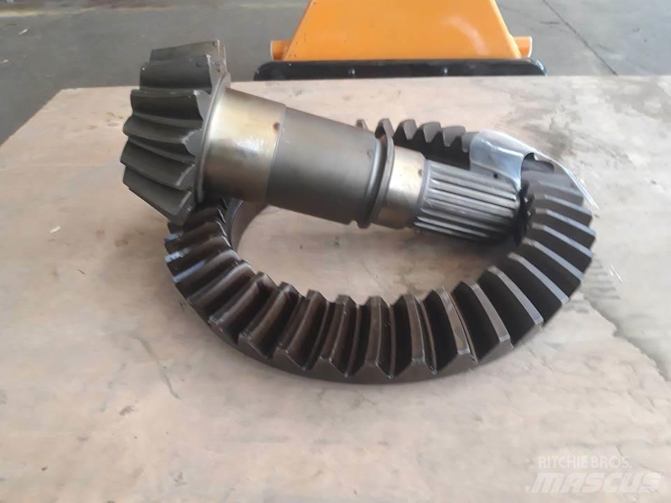 CAT 824B Transmissie