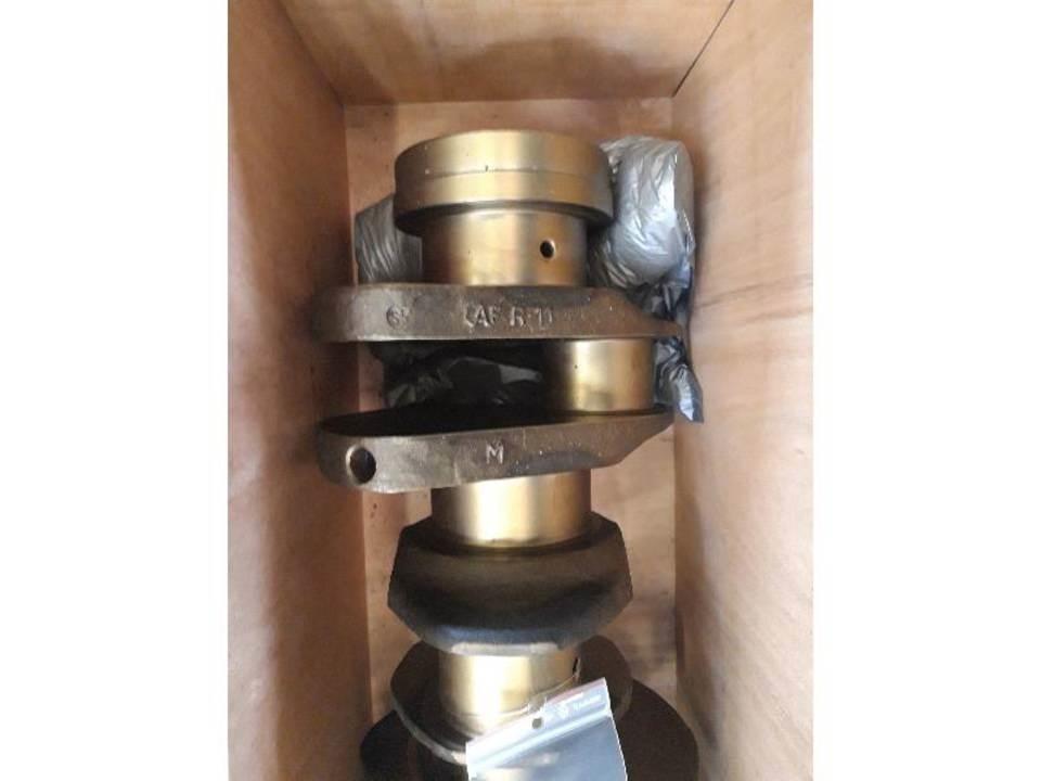 CAT 826G Motoren