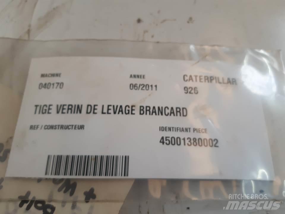 CAT 926 Hydraulics
