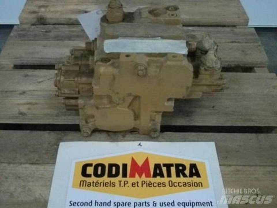 CAT 936 Hydraulics
