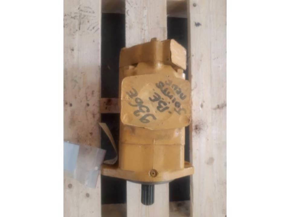 CAT 936E Hydraulics