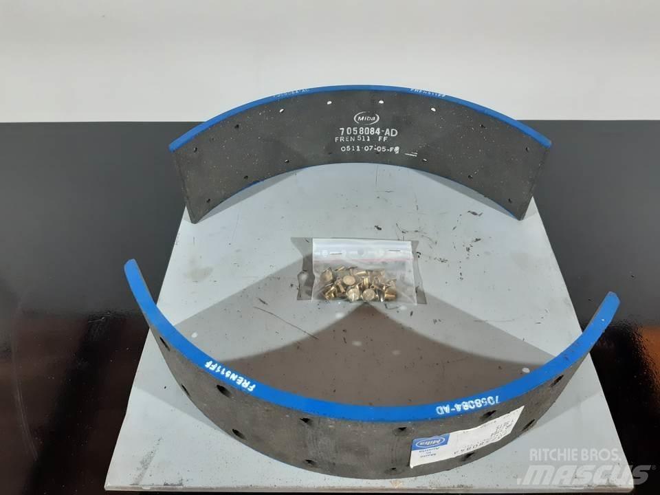 CAT 950 Rupsbanden, kettingen en onderstel