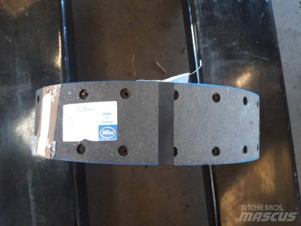 CAT 950 Rupsbanden, kettingen en onderstel