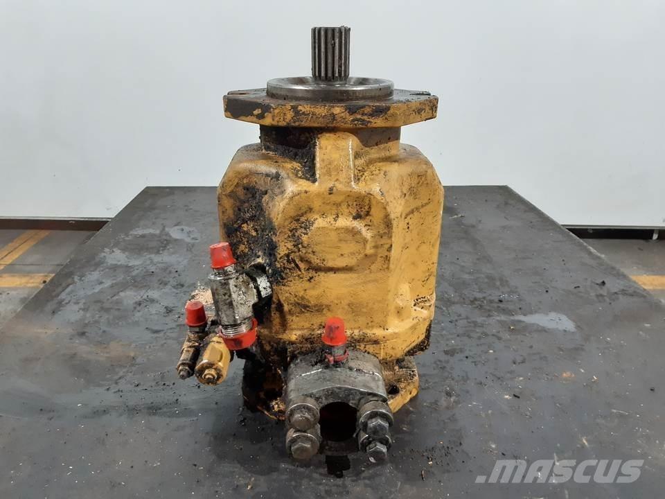 CAT 963D Hydraulics