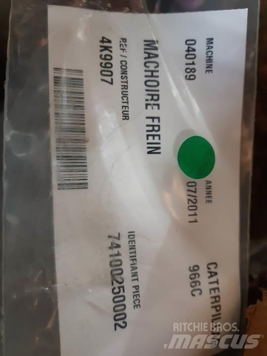 CAT 966C Rupsbanden, kettingen en onderstel