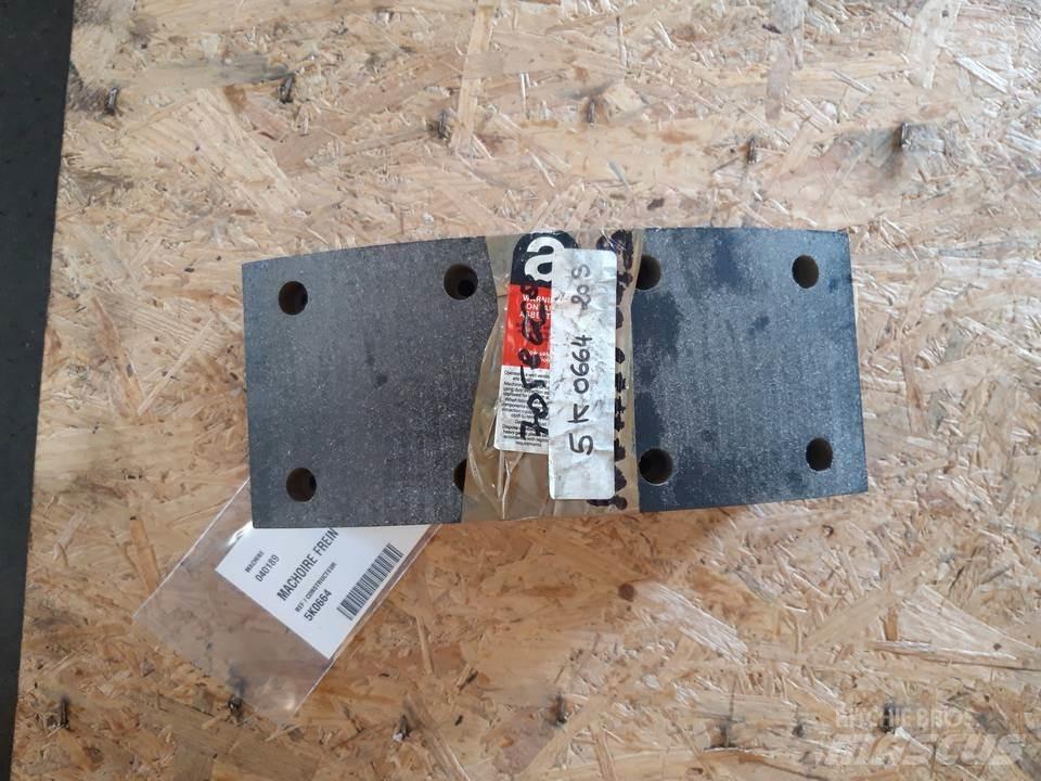 CAT 966C Rupsbanden, kettingen en onderstel