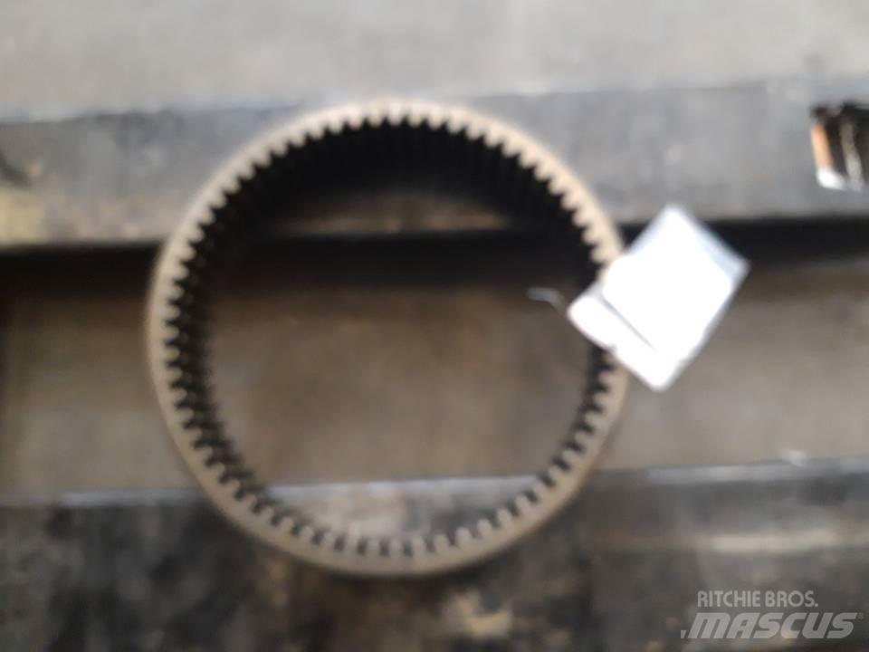 CAT 966E Transmissie