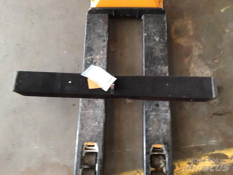 CAT 970F Motoren