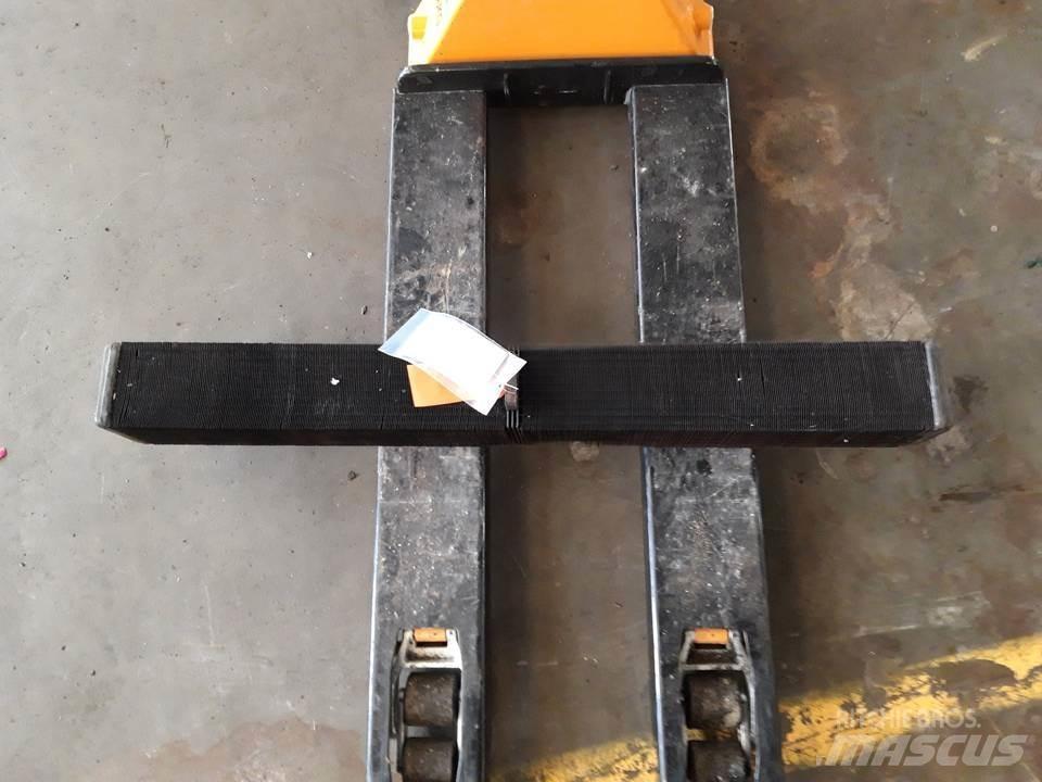 CAT 970F Motoren