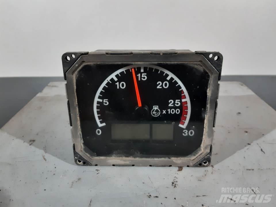 CAT 980GII Cabine en interieur
