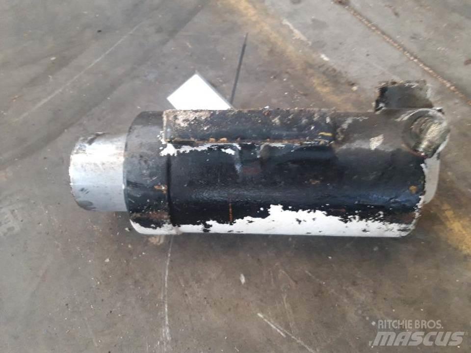 CAT M316D Hydraulics