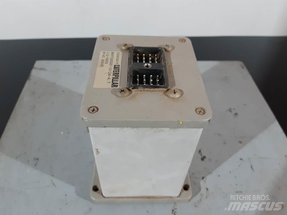 CAT M318 Cabine en interieur
