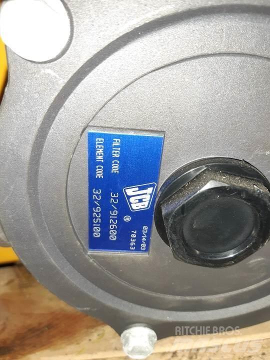 JCB 8060 Cabine en interieur