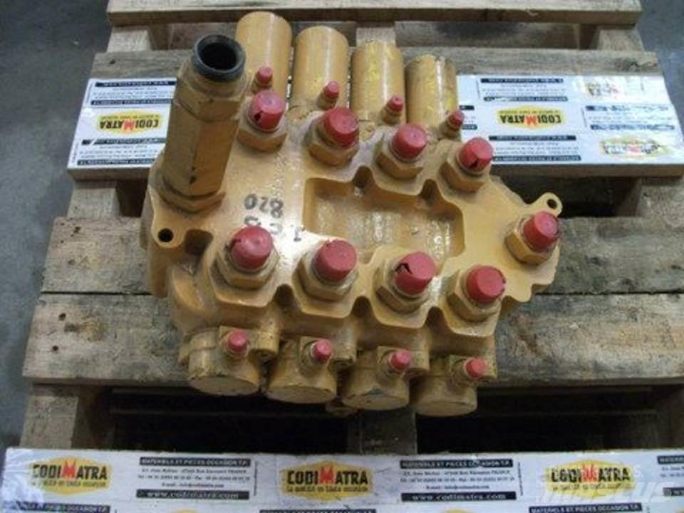JCB 820 Hydraulics