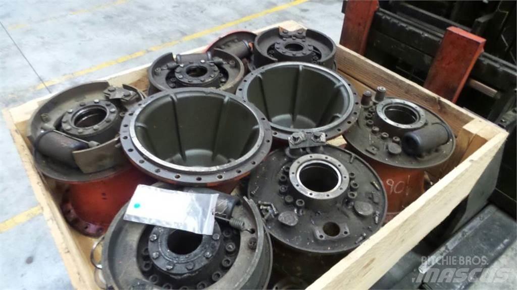 O&K F106A Transmissie