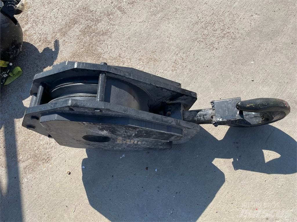 Liebherr  Kranen onderdelen en gereedschap