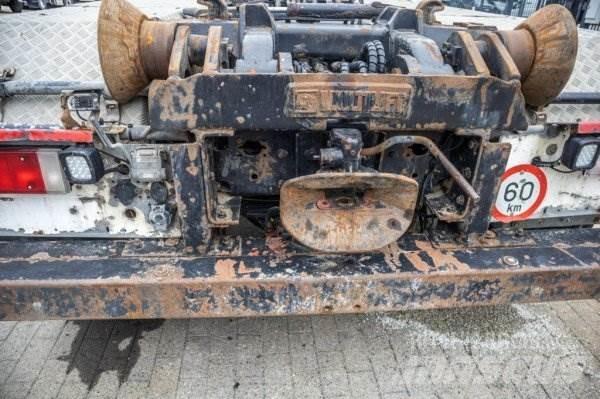 MAN TGA 35.390 Vlakke laadvloer met kraan