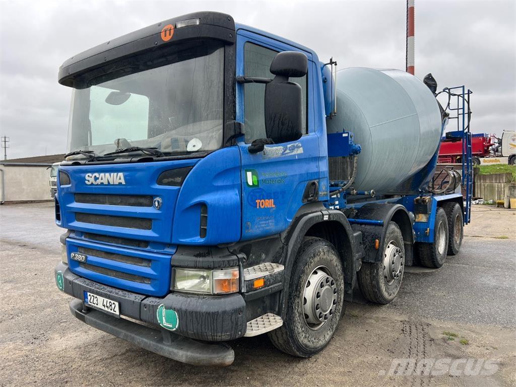 Scania P 380 8X4 Chassis met cabine