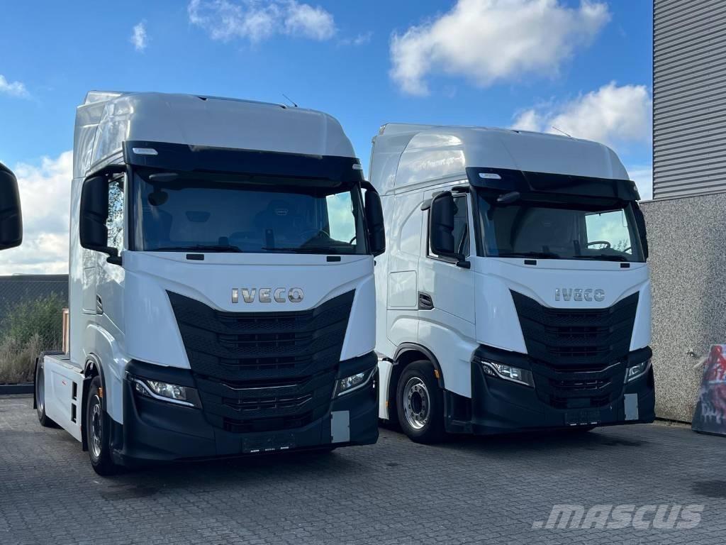 Iveco S-Way AS 440 Trekkers