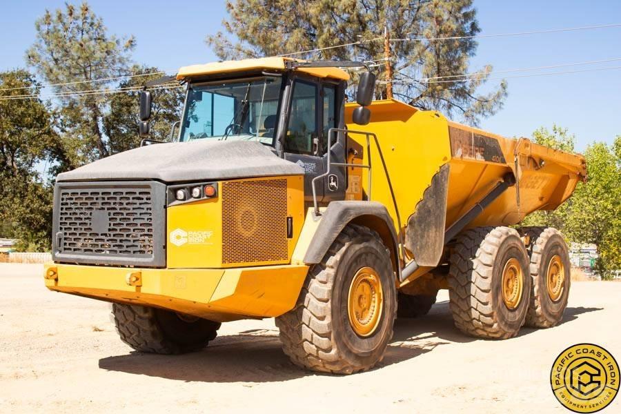 DEERE 410E Knik dumptrucks