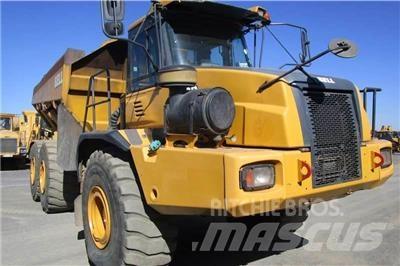 Bell B40D Knik dumptrucks